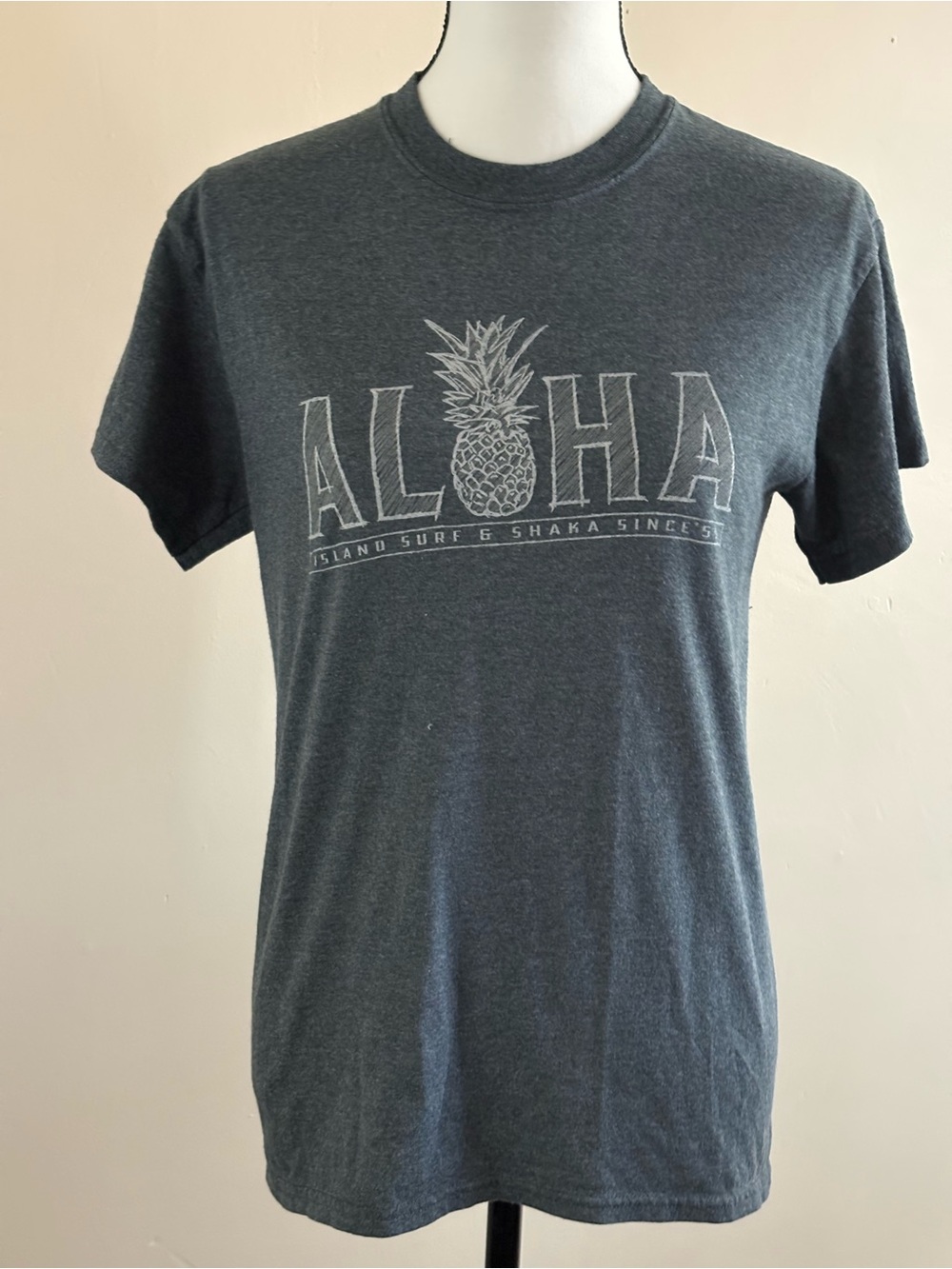 Gildan Aloha Pineapple Tee - Dark Heather Gray